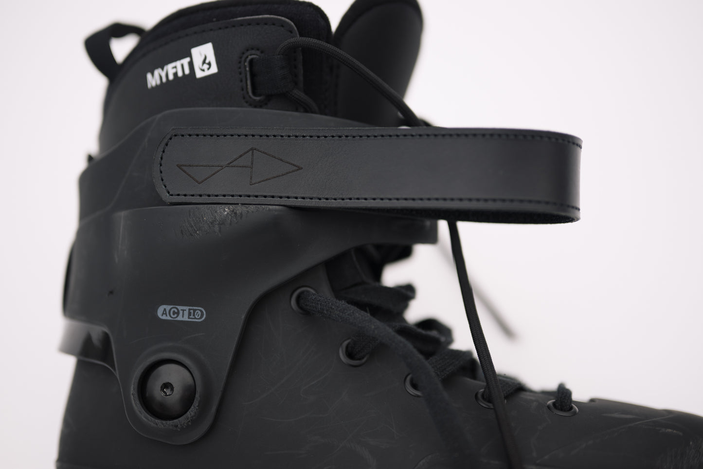 IQON Act 10 3 cm (1.20 inch) Gold Loop Aggressive Rollerblade Cuff Strap Builder