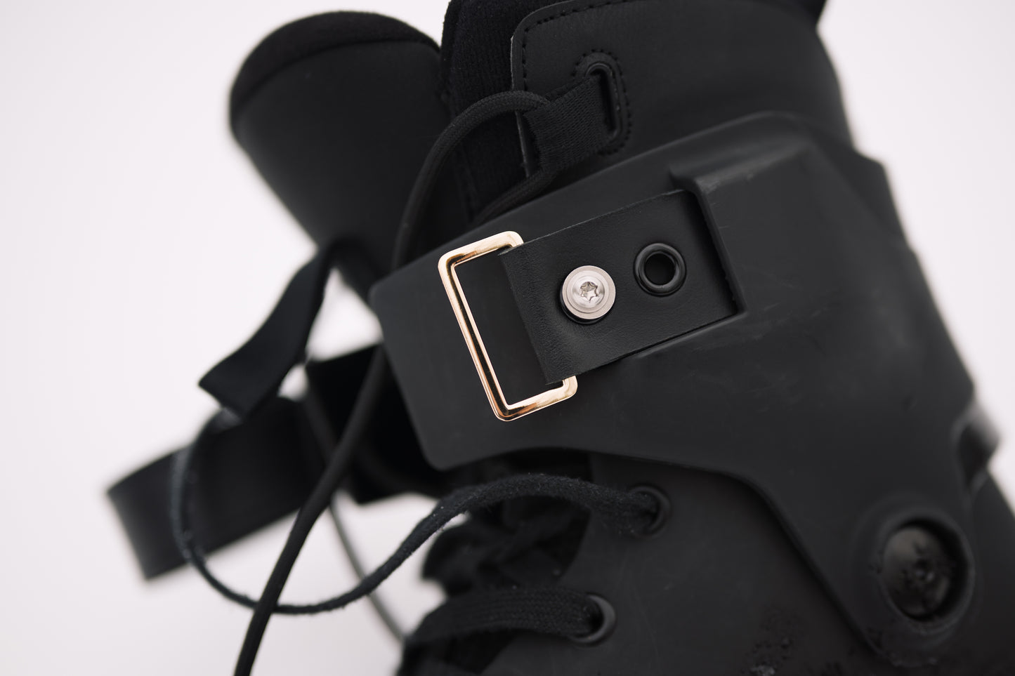 IQON Act 10 3 cm (1.20 inch) Gold Loop Aggressive Rollerblade Cuff Strap Builder